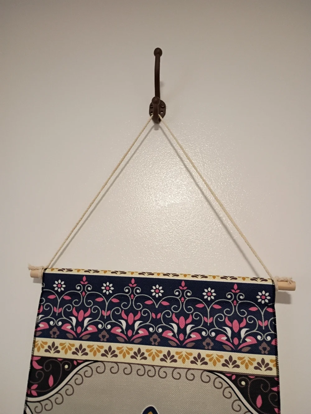 Boho  Wall Hanging Tapestry in Multicolors 54.5